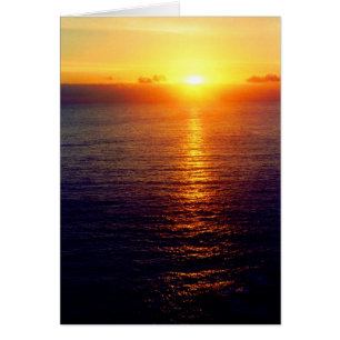 Coucher de soleil sur carte de mer