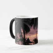 Coucher du soleil tropical sur une tasse morphing (Devant gauche)