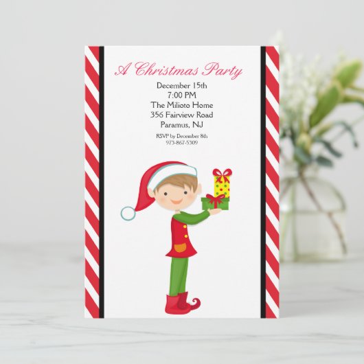 Coucou Elf avec un Invitation de Noël (Debout devant)