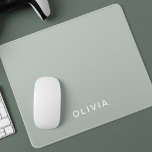 Couleur de cendre verte personnalisée personnalisé<br><div class="desc">Améliorez votre espace de travail avec ce pavé de souris personnalisé couleur cendres vertes. Doté d'un ton vert foncé élégant et moderne, ce tapis de souris est parfait pour ceux qui veulent combiner style et fonctionnalité. La surface douce et durable permet des mouvements lisses de la souris, ce qui la...</div>