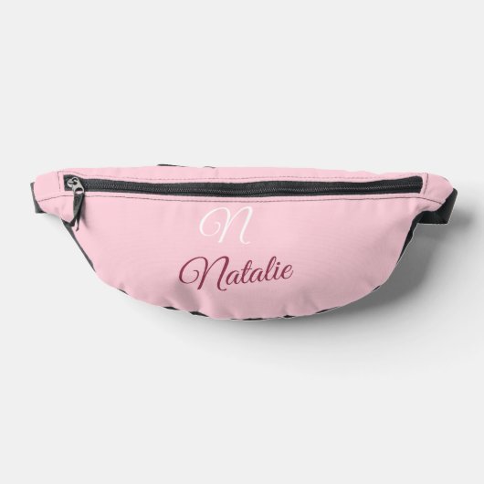 Couleur rose pastel monogrammée (Poser)