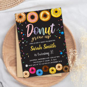 Couleurs noires Donut Invitations d'anniversaire