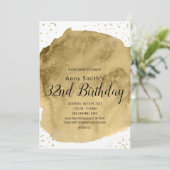 Coupe de brosse à aquarelle or sur invitation blan (Debout devant)