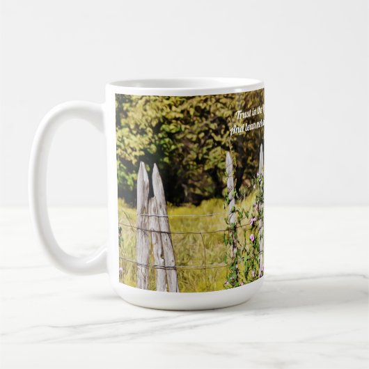 Coupe de Mug de la clôture de campagne et des fleu (Gauche)