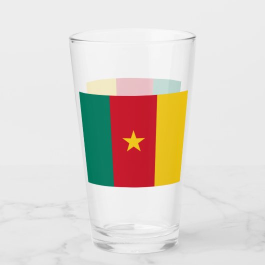 Coupe de verre patriotique avec drapeau du Camerou (Devant)