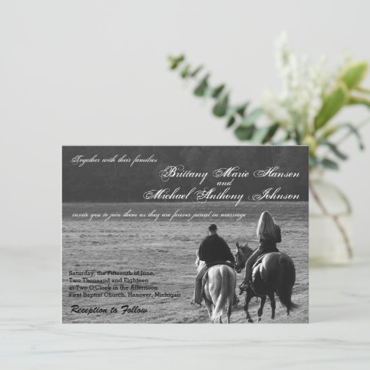 Couple à cheval Invitations de mariage rustique (Debout devant)