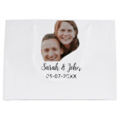 Couple face photo add name date simple wedding groot cadeauzakje (Voorkant)