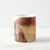 Couple romantique mignon baiser Photo Mug (Centre)
