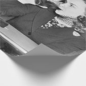 Coupled sitting together in a restaurant flirting  cadeaupapier (Hoek)