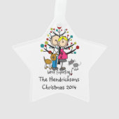 Couples, chien, et ornement dans l'expectative (dos)