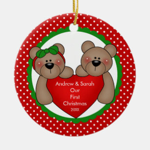 Couples mignons d'ours notre premier ornement de