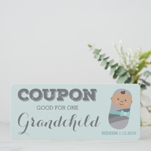 Coupon de Faire-part de grossesse pour bébé tan (Debout devant)