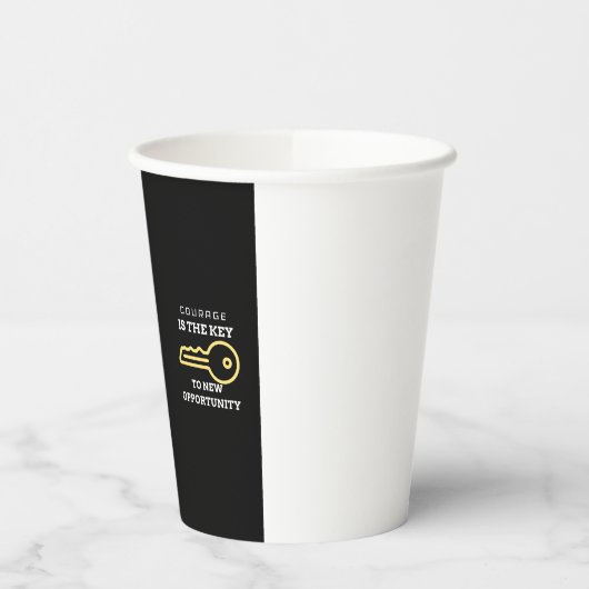 Courage is the key to new opportunity papieren bekers (Links)