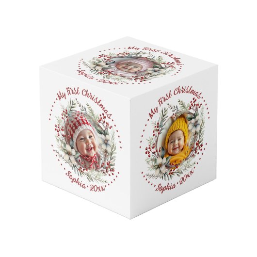 Couronne de Noël avec fleurs baies cube photo (Angle devant)