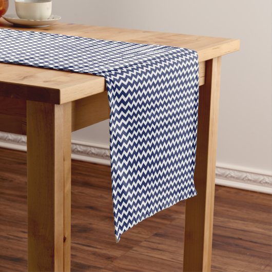 Court Chemin de table à motif Zig Zag (In Situ)