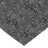 Court Lignes spirales blanches sur chemin de table noir (Coin)