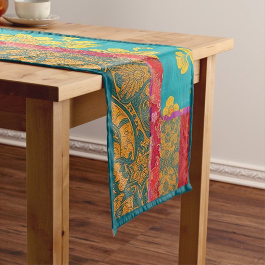Court NAPPE, Chemin de table Vert Rouge ORIENTAL (In Situ)