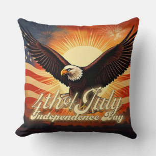 Coussin 4 juillet – Hommage majestueux à l'aigle et aux fe