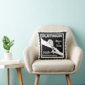 Coussin 70e anniversaire du mariage platine bleu tradition (Chaise)