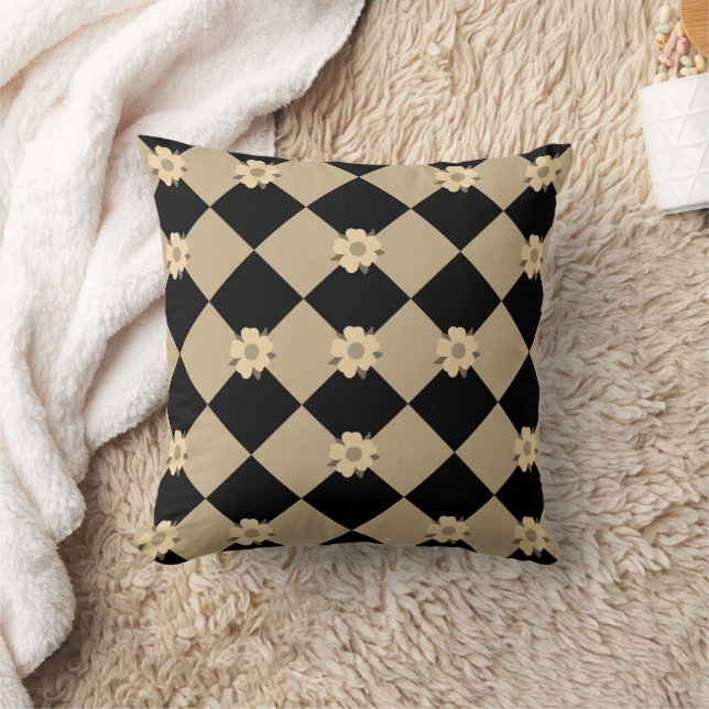 Coussin à damiers fleurs sépia et noir (Couverture)