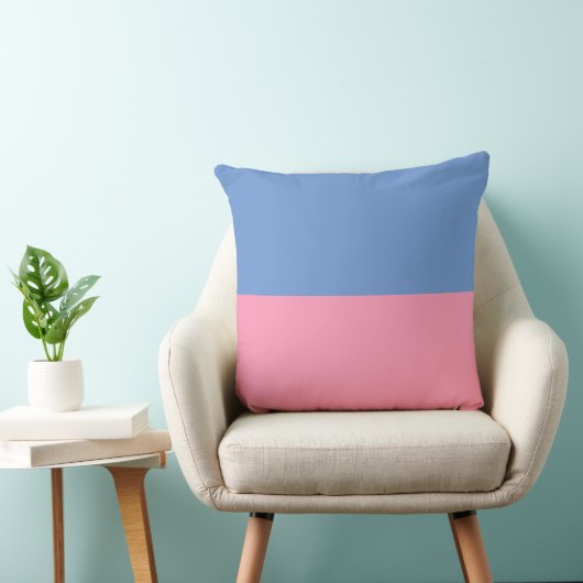 Coussin à deux tons bleu et rose (Chaise)