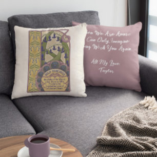 Coussin à fleurs bleues de style vintage avec mess