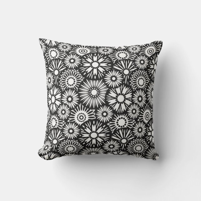 Coussin à fleurs noir et blanc (Recto)