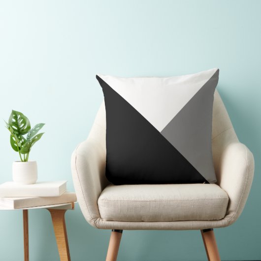 Coussin à lancer - Triangles Abstraits noir/gris/b (Chaise)