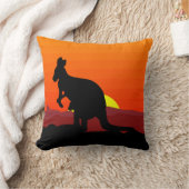 Coussin À l'intérieur kangourou australien au coucher du (Couverture)