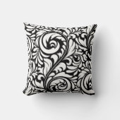 Coussin à motifs floraux noir et blanc (Recto)