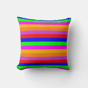 Coussin à rayures colorées