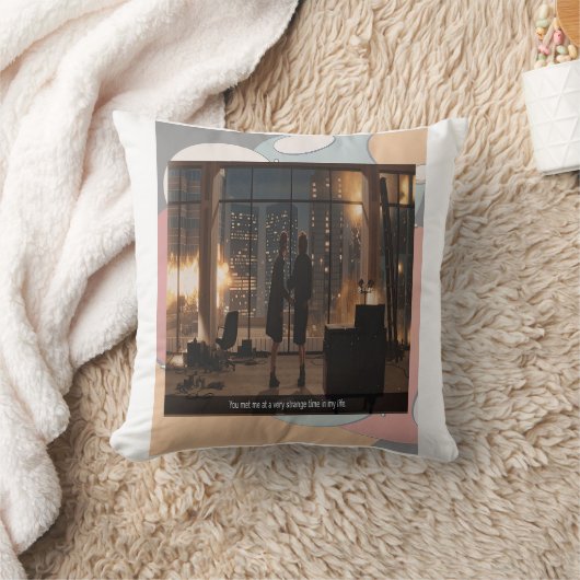 Coussin A Very Strange Time Throw Cushion (Couverture)