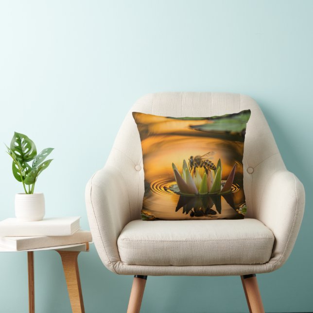 Coussin Abeille de miel sur la fleur (Chaise)