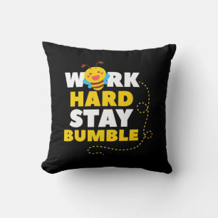 Coussin Abeille travailler dur rester bosse