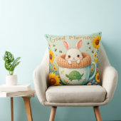 Coussin Adorable lapin dans la boue entourée de tournesols (Chaise)