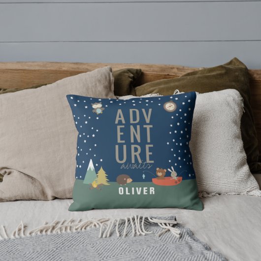 Coussin Adventure Await Woodland Boy Kids Décor