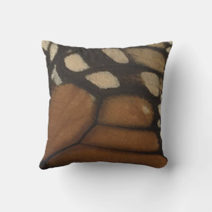 Coussin Aile de papillon monarque en gros plan
