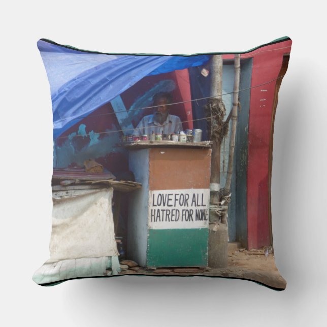 Coussin Aimez pour tous, haine pour aucun, Chennai (Recto)