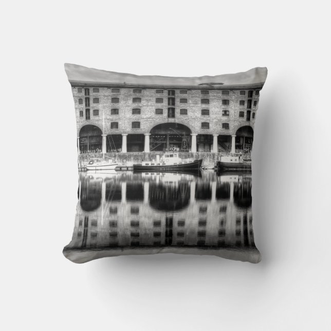 Coussin Albert Dock Liverpool (Recto)