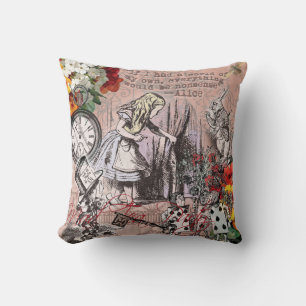Coussin Alice au pays des merveilles, la haine et le lapin