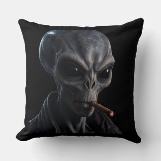 Coussin Alien Gris Cool Fumant le Cigare - Accent Sci-Fi M