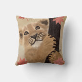Coussin almofada filhote de leão brincando (Verso)