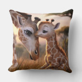 Coussin Amour de girafe douce : bébé embrassant maman (Recto)