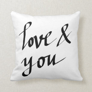 Coussin Amour et vous typographie de manuscrit de noir