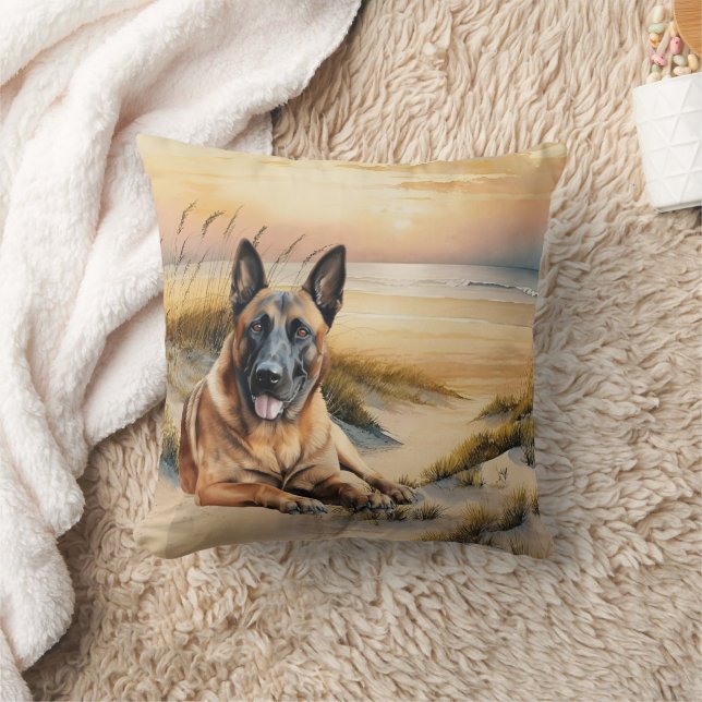 Coussin Amoureux du Malinois belge Plage de sable (Couverture)