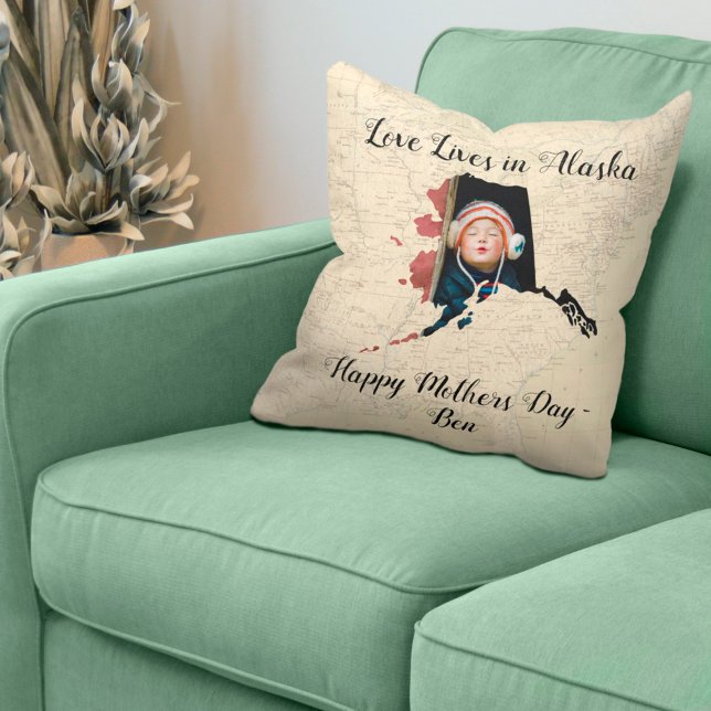 Coussin Ancienne Carte L'Amour Vit En Alaska State Formé P (Créateur téléchargé)