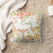 Coussin Animaux de bois rose Floral Personnalisé (Couverture)