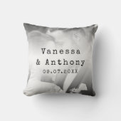 Coussin Anniversaire du Mariage photo moderne noir et blan (Recto)