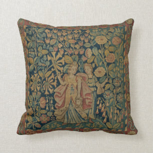 Coussin antique de regard de tapisserie