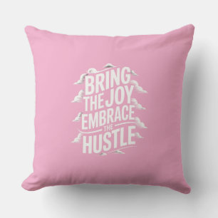COUSSIN APPORTER LA JOIE ACCUEILLIR LA RUÉE